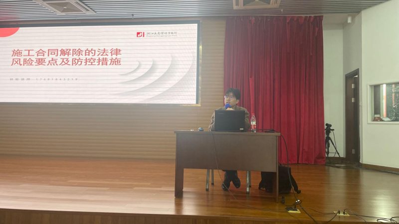 以下是一些北京地区商标注册代理报价的参考标准：